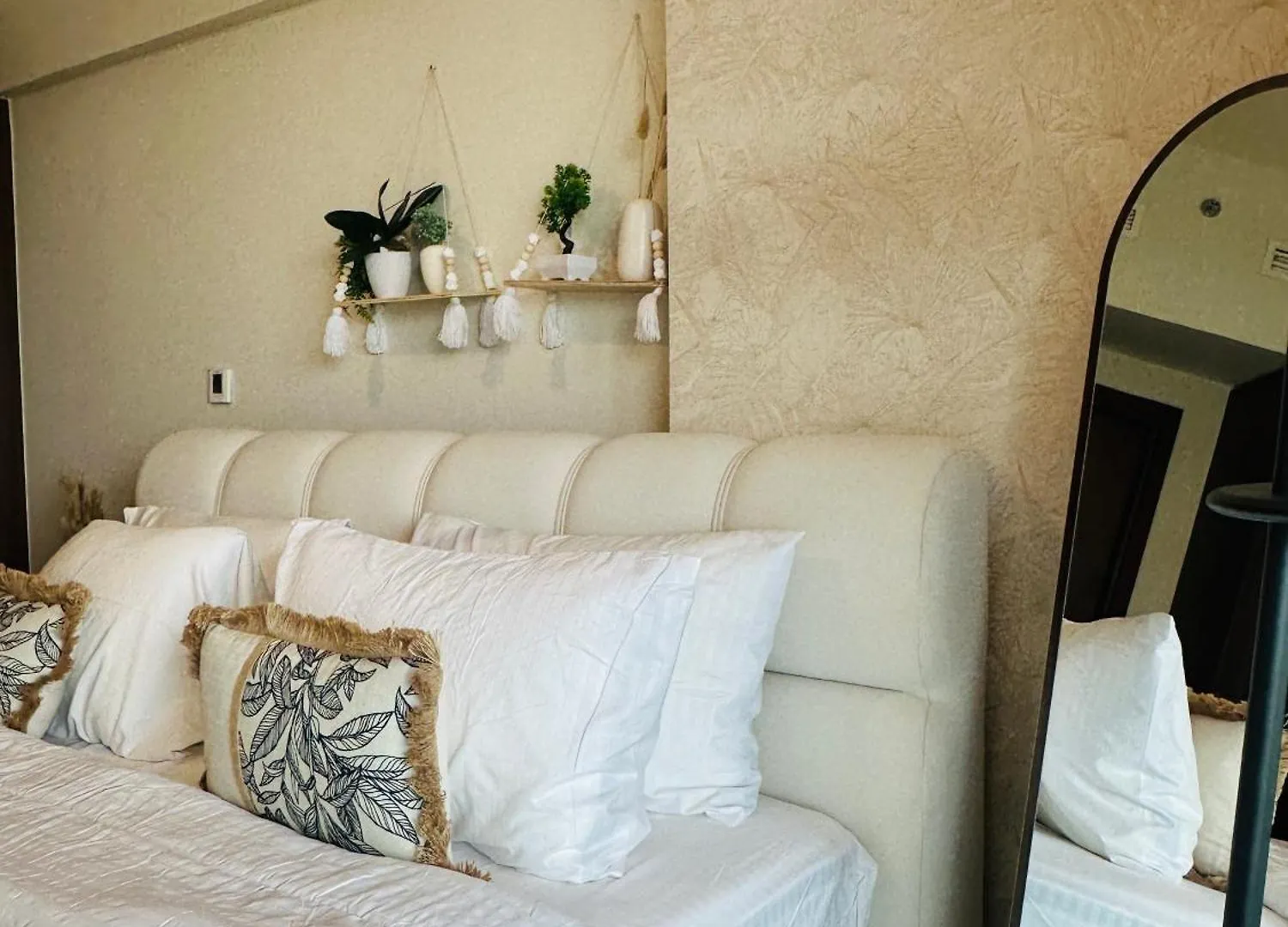 Boho 2Bhk Near Dubai Mall With Best Nightlife United Arab Emirates