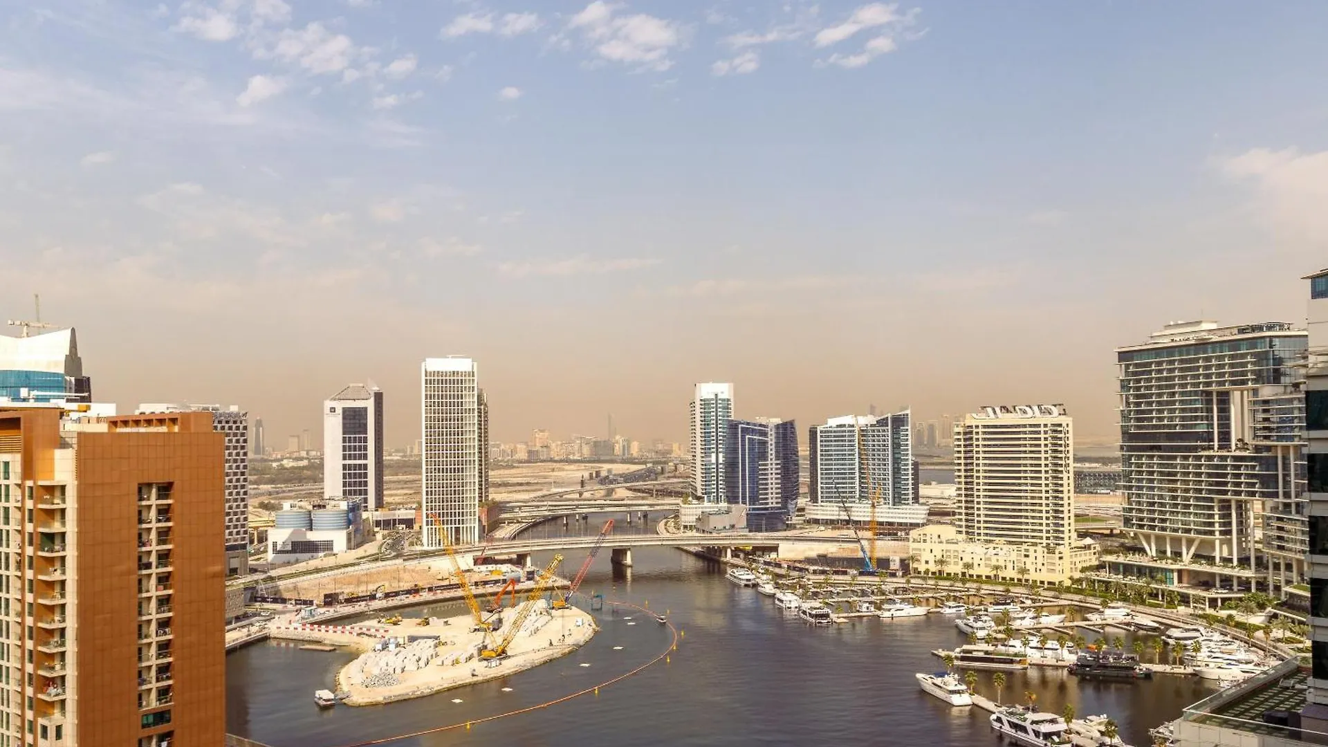 Boho 2Bhk Near Dubai Mall With Best Nightlife 0*,  United Arab Emirates